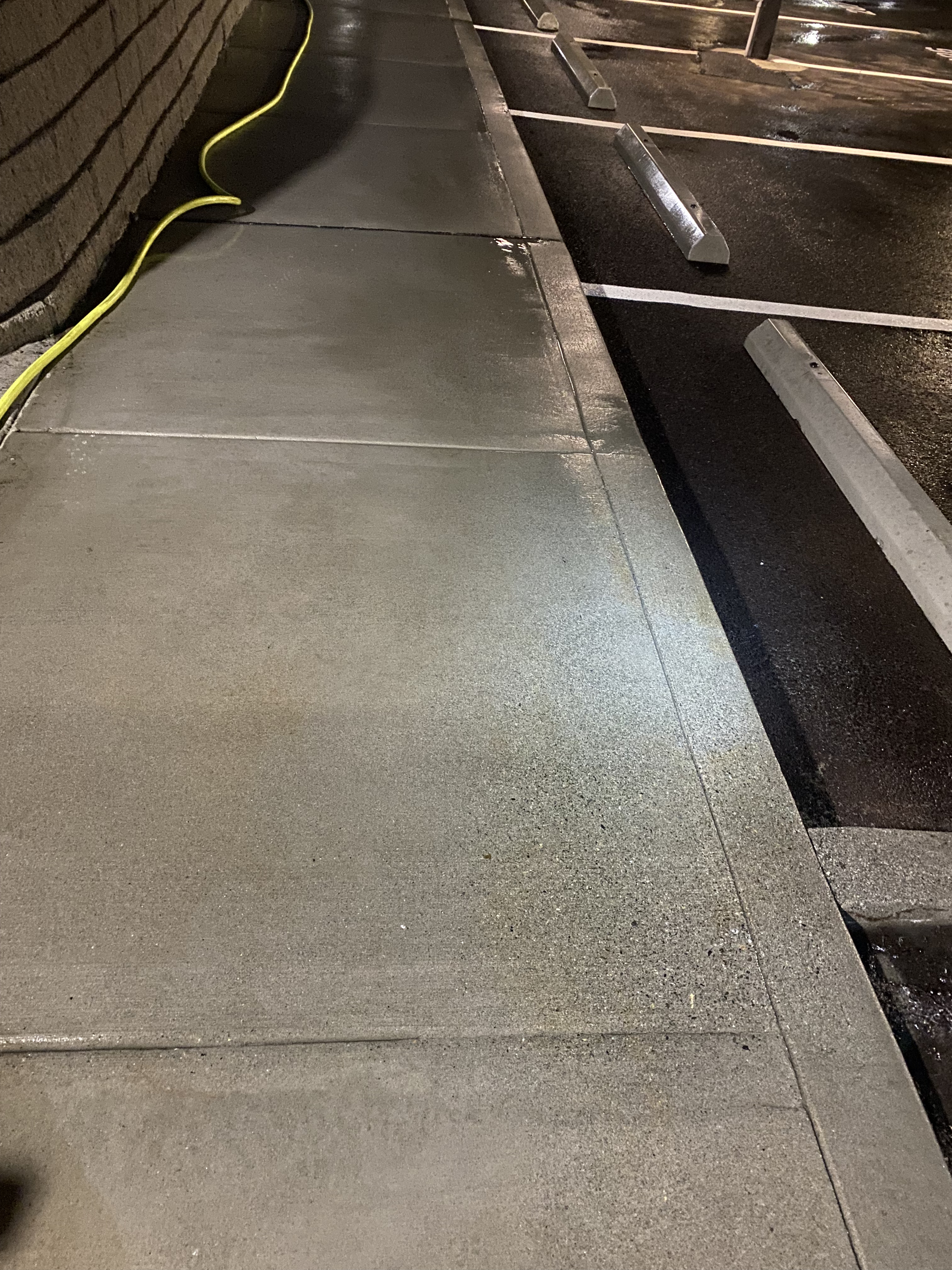 Goodman Real Estate – Breezeway & Sidewalk Pressure Washing_after3