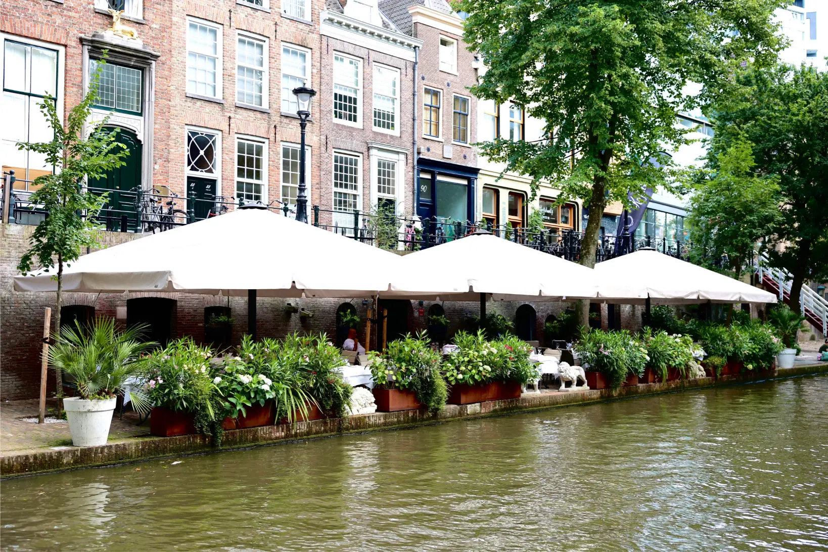 Terras van Cantina Di David aan de Oudegracht