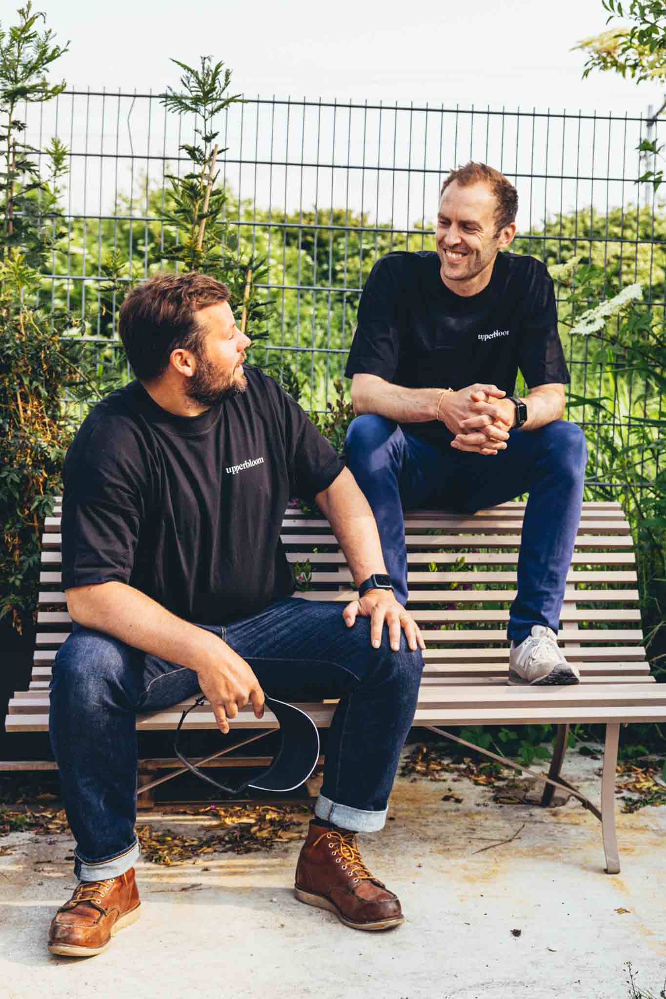 Terras van Café Eik en Linde met seizoensbeplanting van Upperbloom