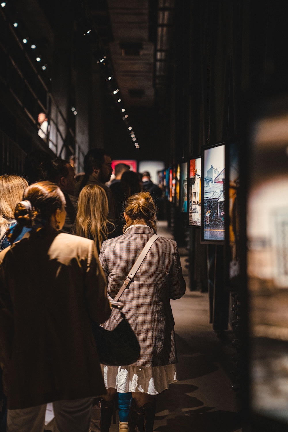 Installation artistique immersive dans un musée, photographie de trksami via Pexels