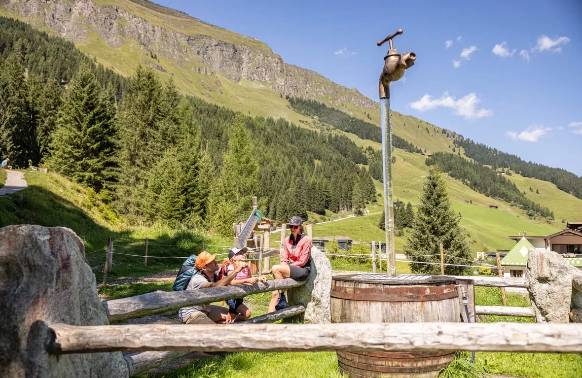 Erlebnisweg entlang des Tuxbachs