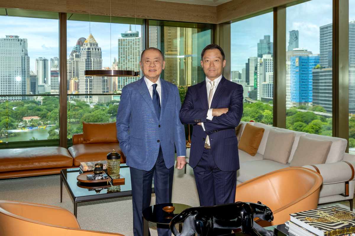 Mr. Sorapoj Techakraisri and Mr. Chansak Fuangfu