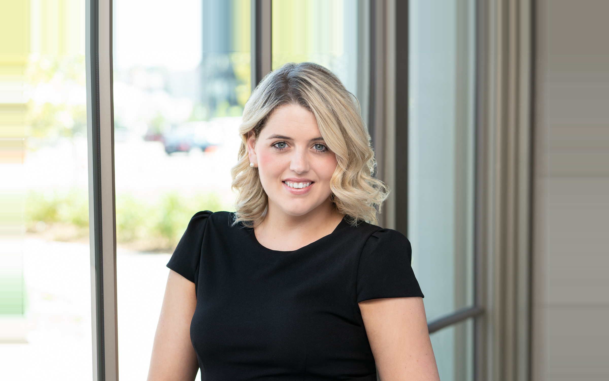Jennifer Balk headshot, Hammes Partners