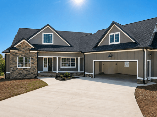 Freshly painted home exterior by Ivan Painting LLC in Charlotte, NC