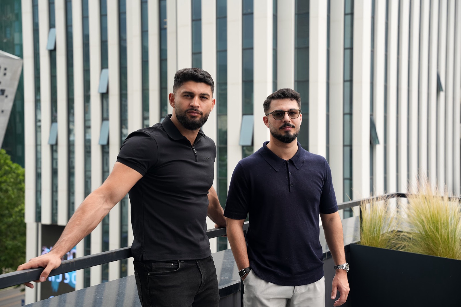 Jusuf Slewe und Hannes Danho vor Ort in Tiflis