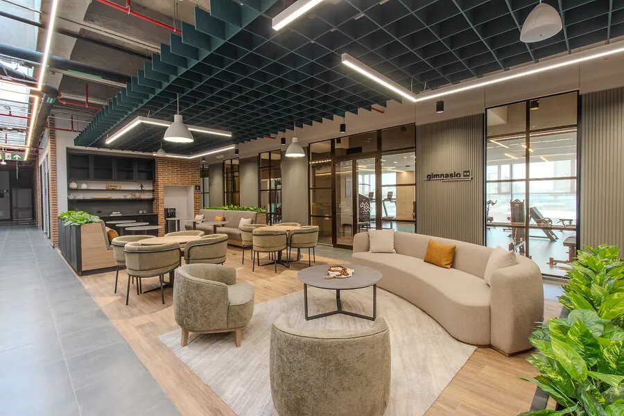 Área de coworking en los apartamentos de Nomad 77
