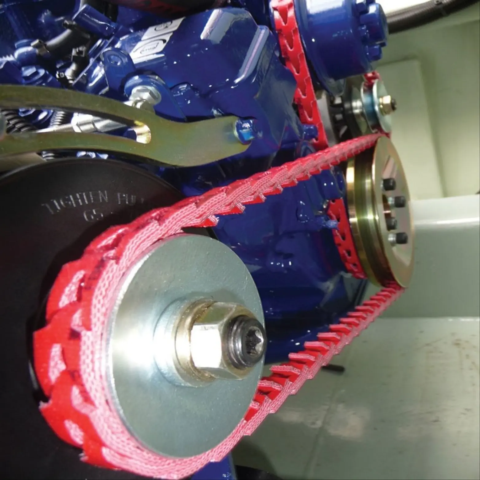 POWERTWIST DRIVEを標準Vプーリに装着した駆動部