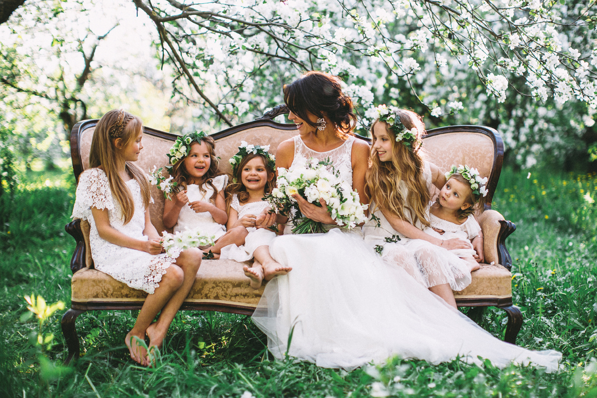 Wedding hairstyle with veil, bride in Europe