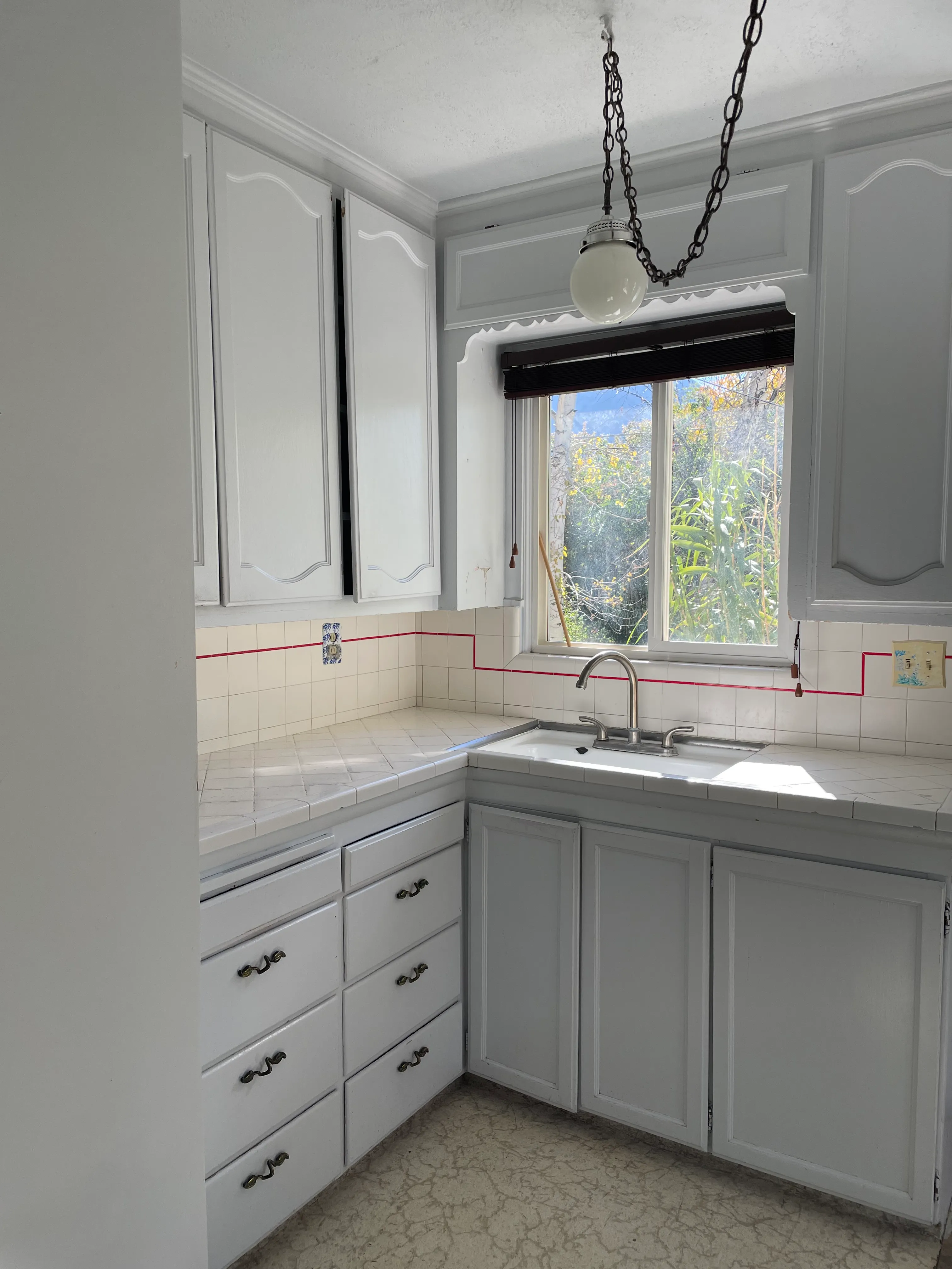 Canyon Rim Cottage — original detail retained