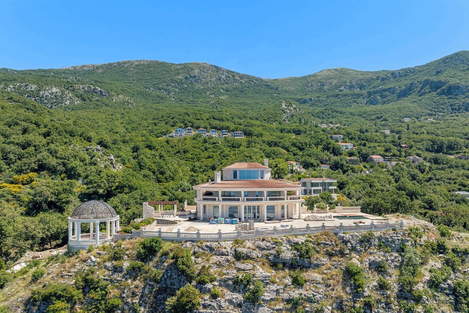 Eleven-Bedroom Private Estate in Kuljače, Budva Riviera