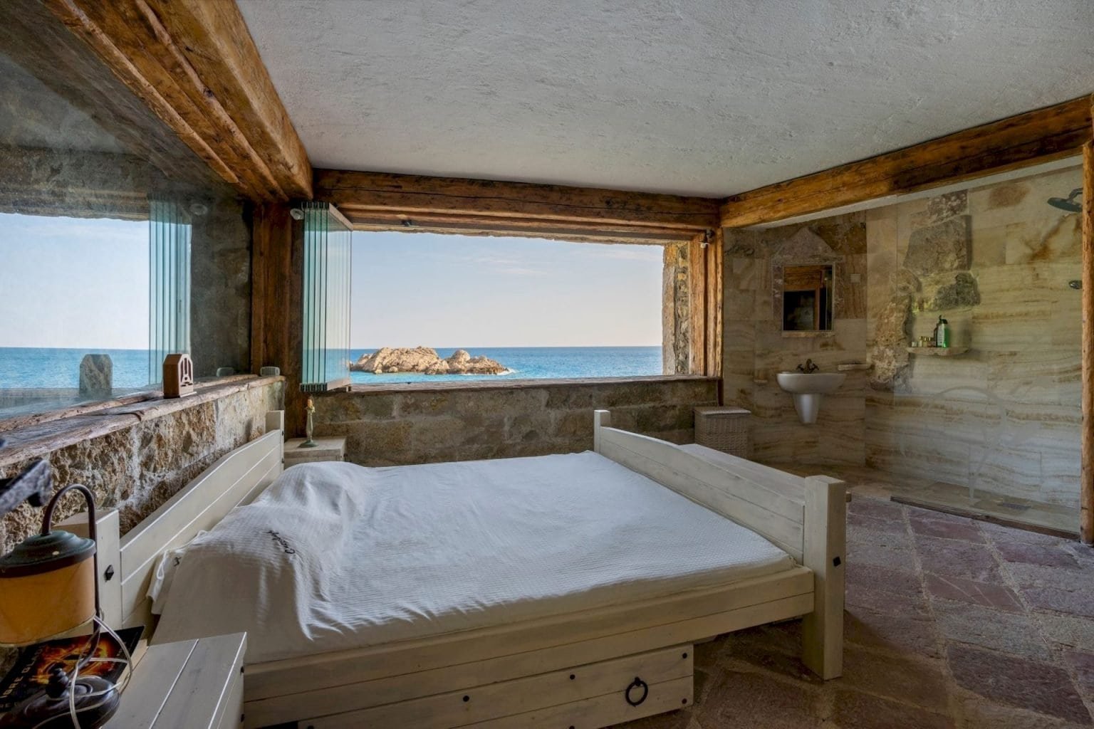 Peninsula Villa in Reževići, Budva Riviera