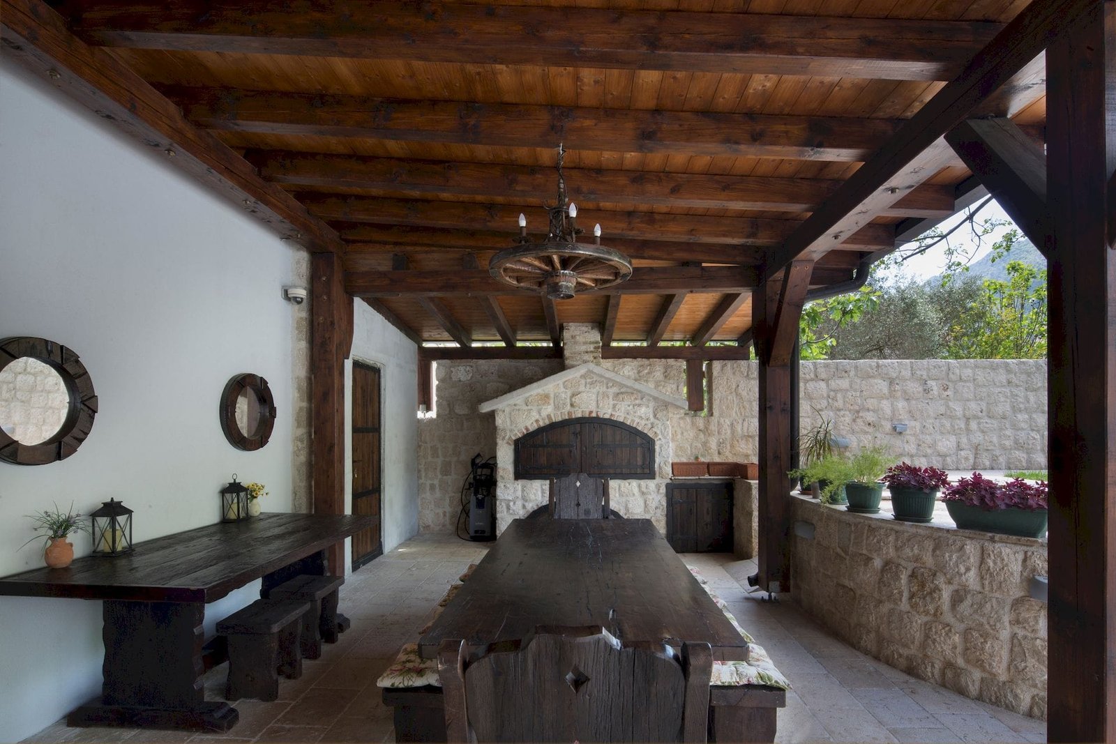 Villa Palazzo Boka in Prčanj, Kotor Bay