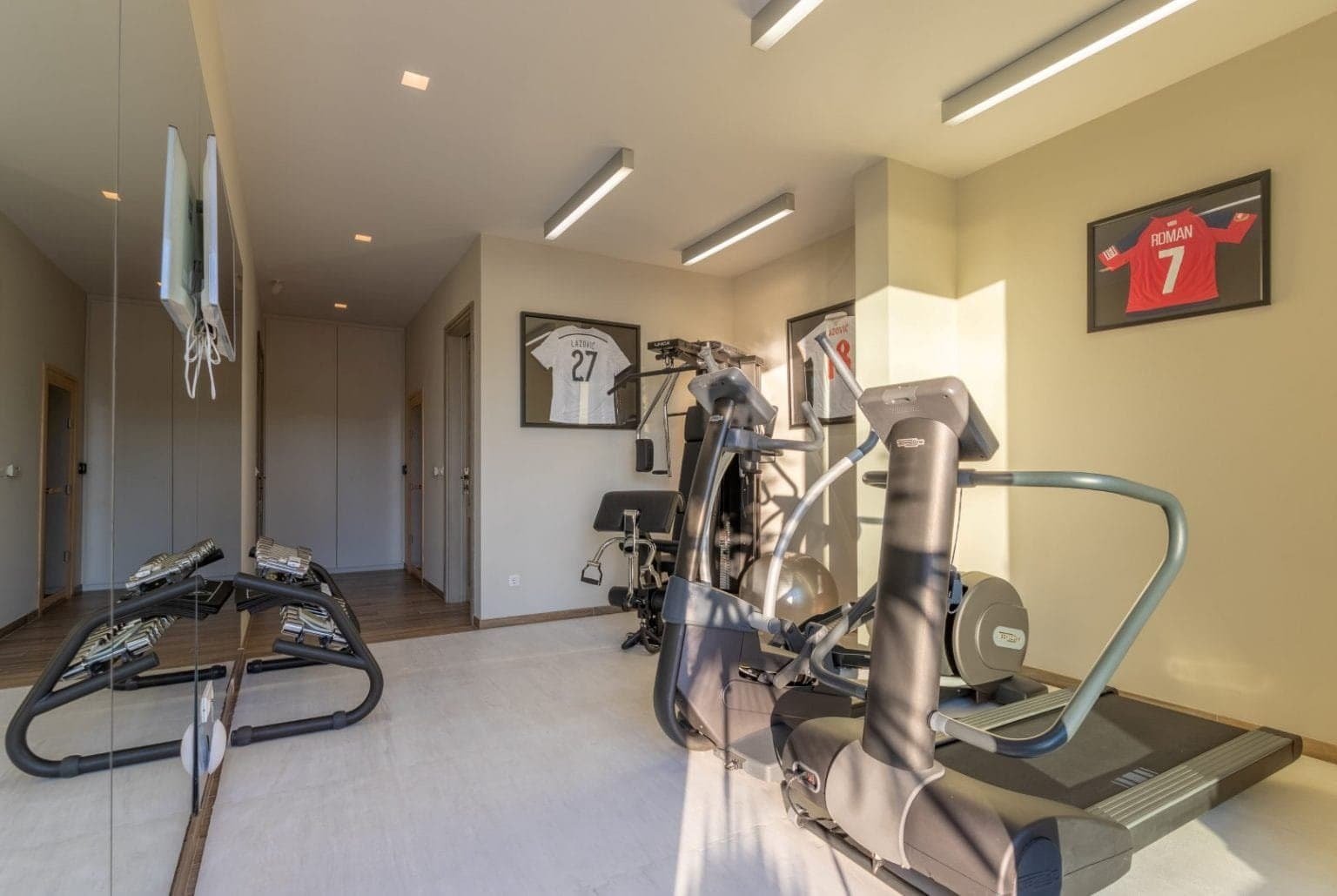 Five-Bedroom Villa Panorama in Reževići, Budva Riviera