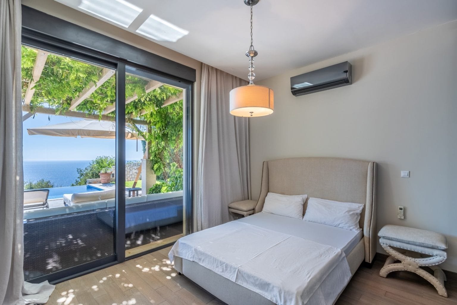 Five-Bedroom Villa Panorama in Reževići, Budva Riviera
