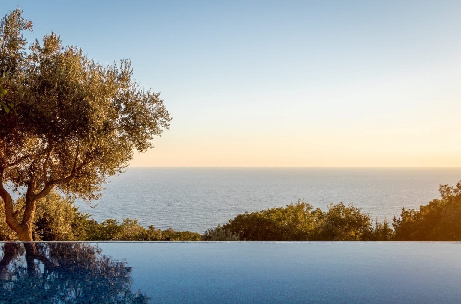 Five-Bedroom Villa Panorama in Reževići, Budva Riviera