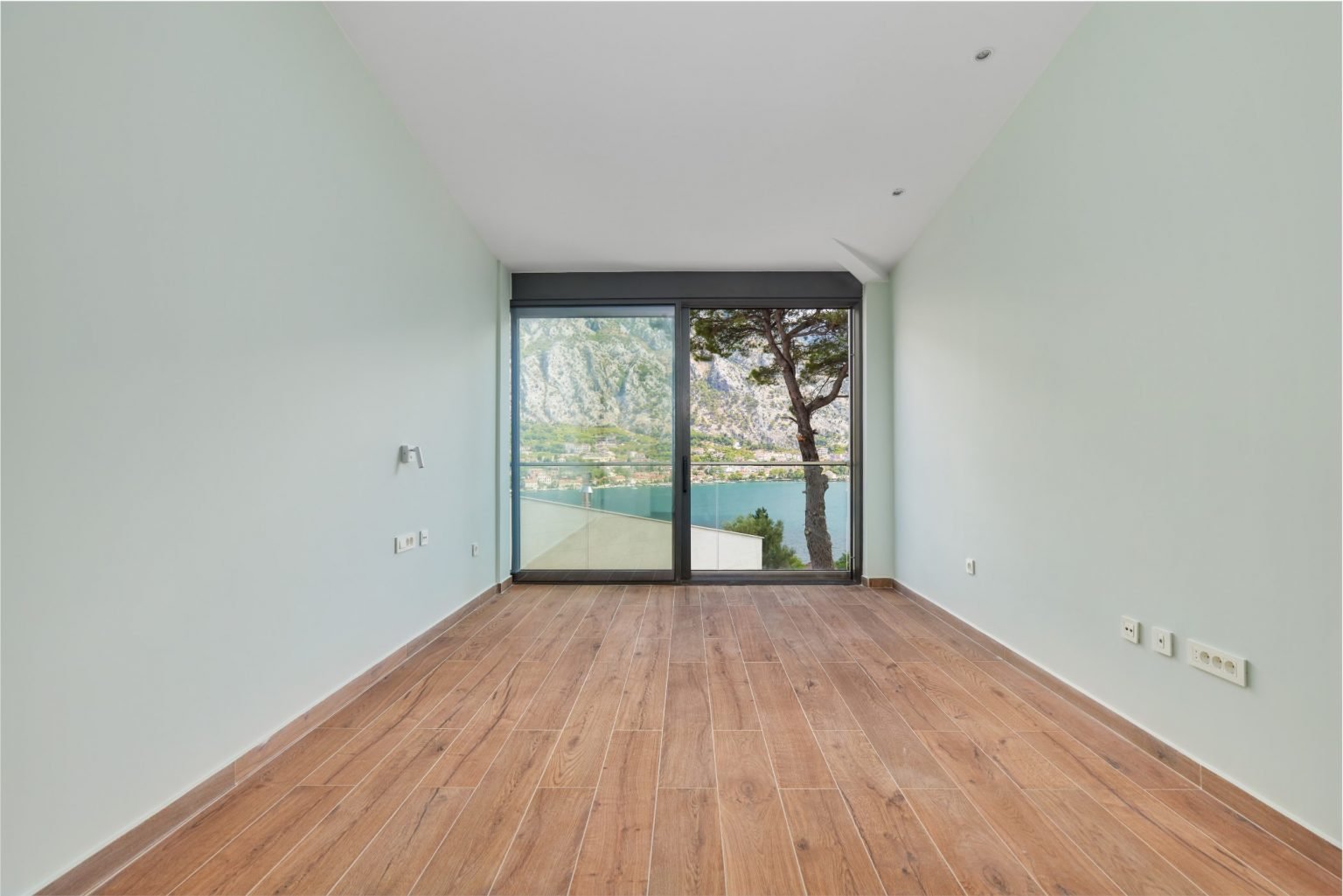 Villa Sunnyside in Prčanj, Kotor Bay