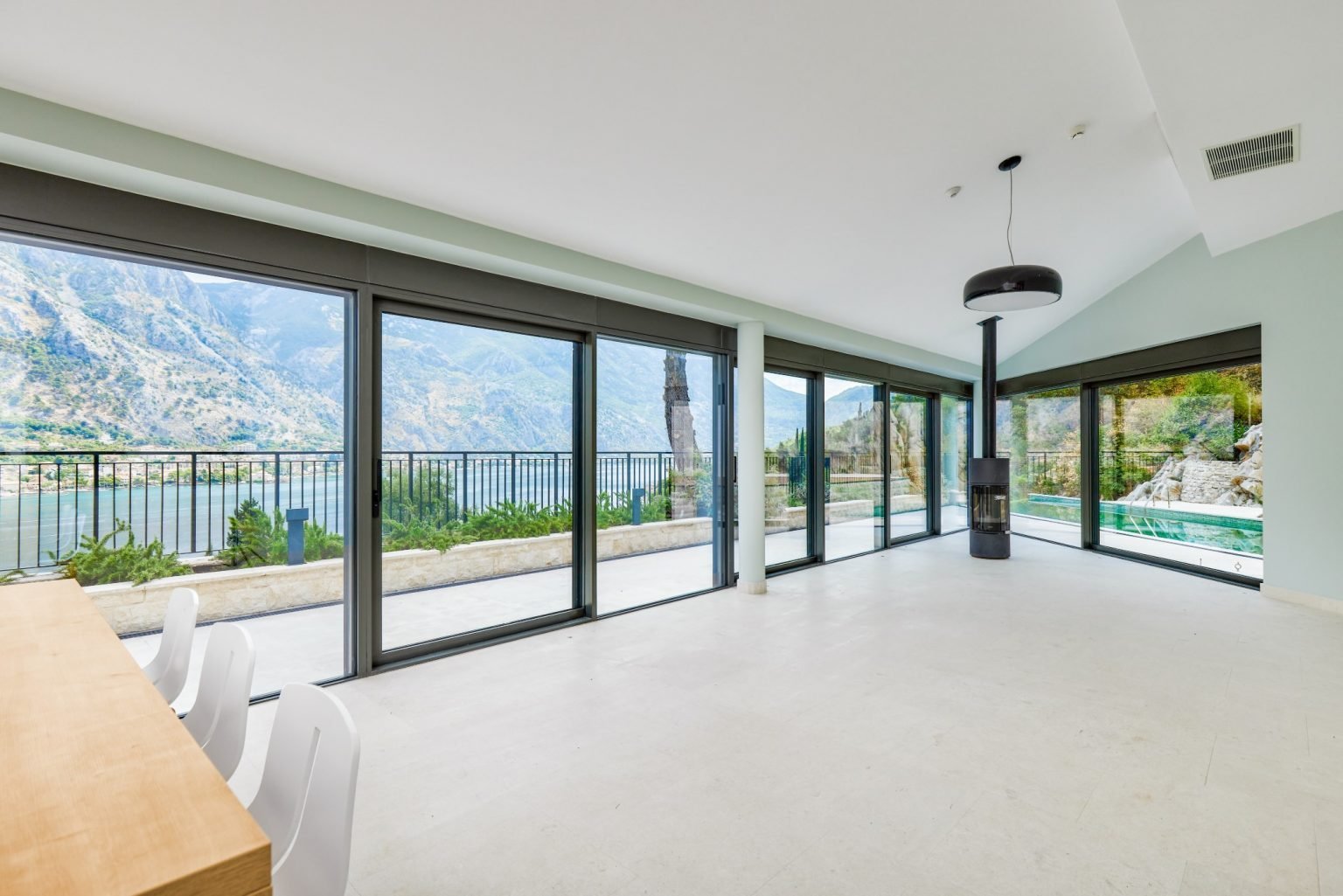 Villa Sunnyside in Prčanj, Kotor Bay