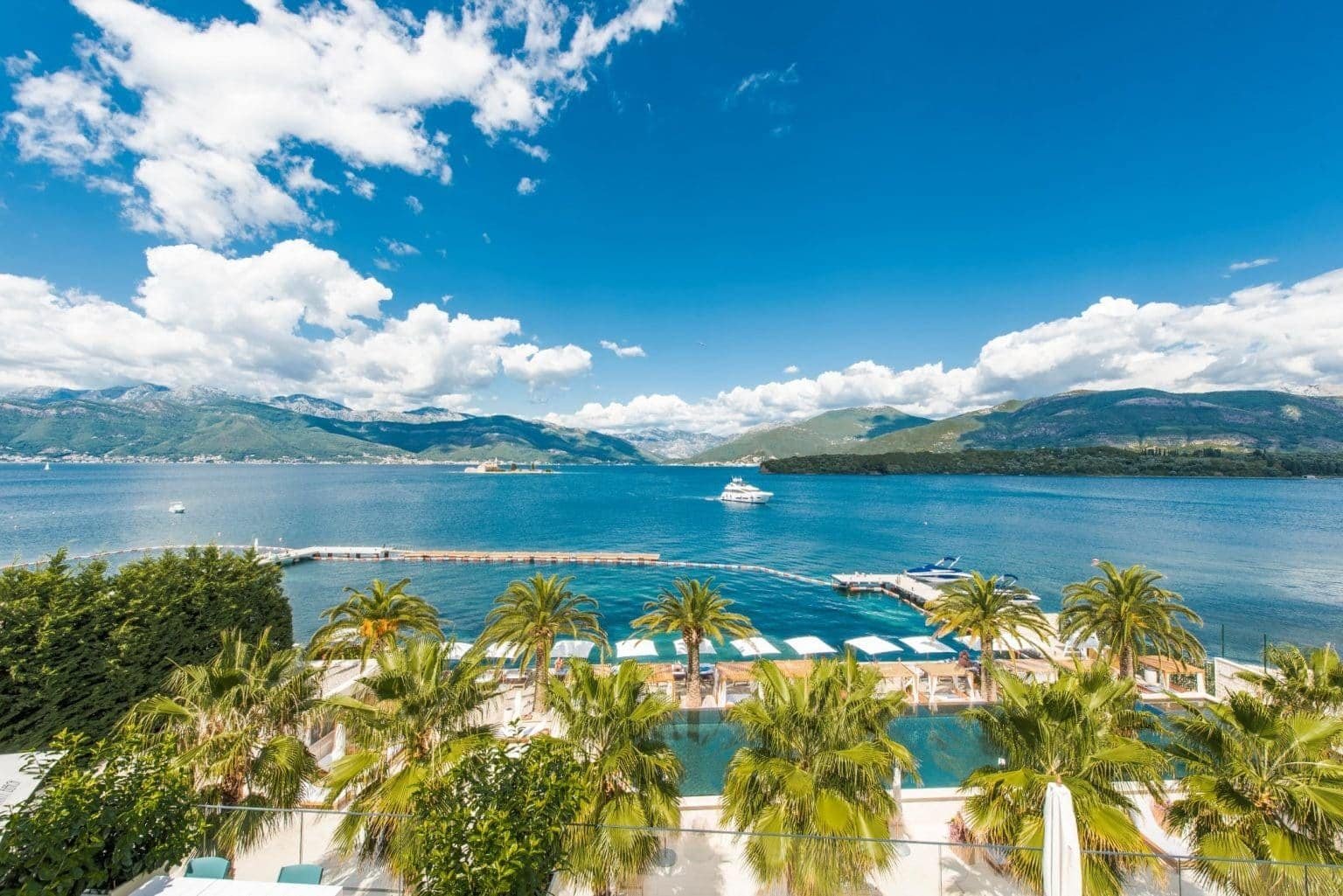 Four-Bedroom Penthouse at Nikki Beach Montenegro, Tivat