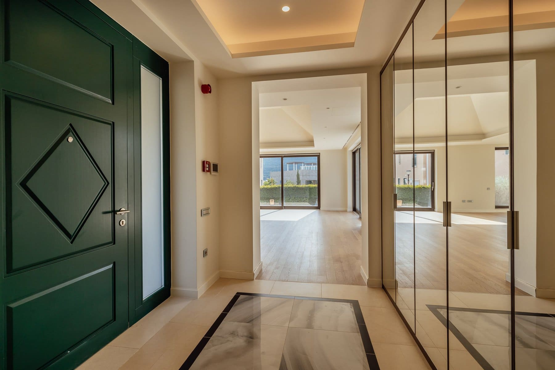 Three-Bedroom Villa with Rooftop Jacuzzi at Portonovi