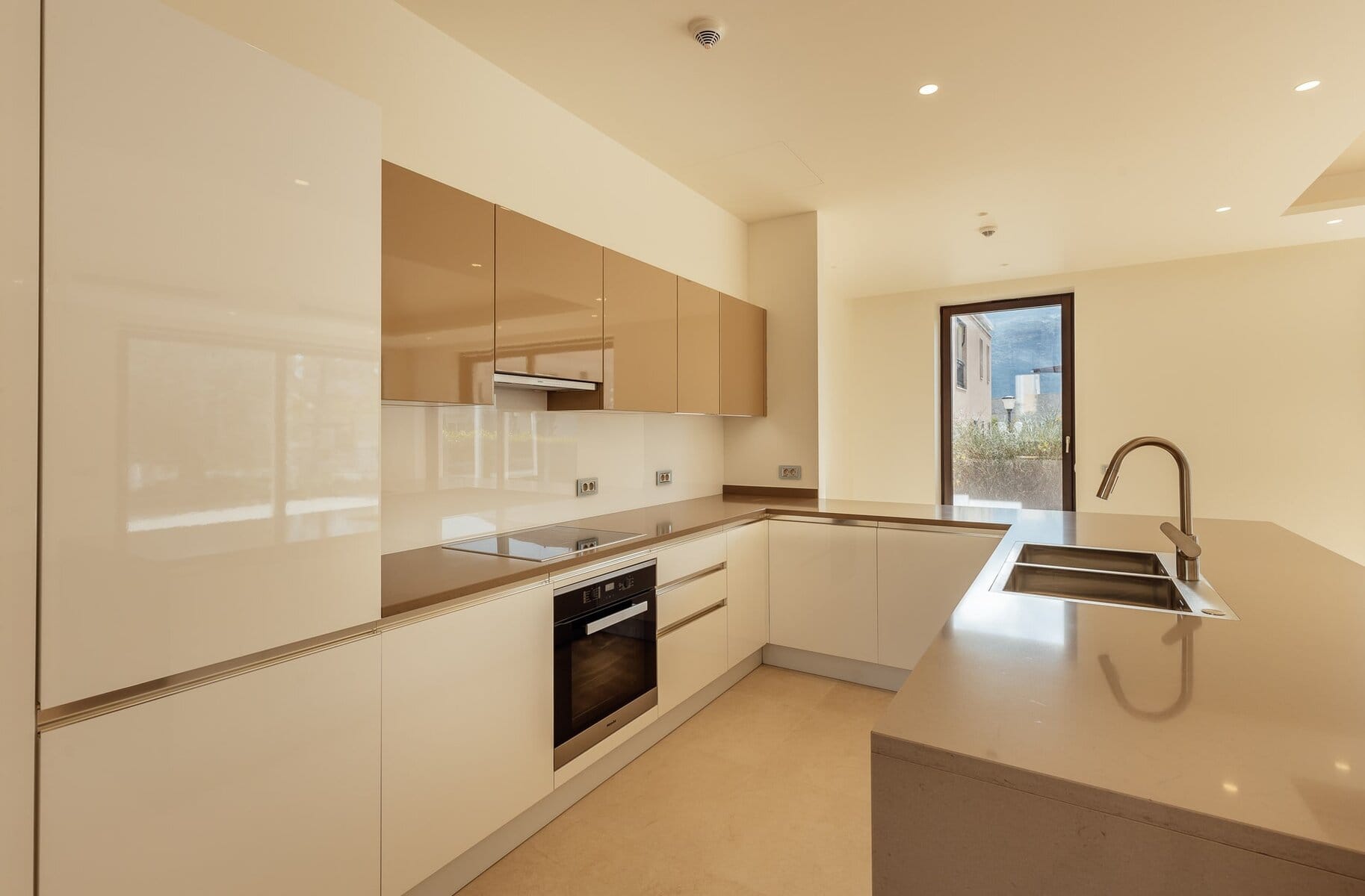 Three-Bedroom Villa with Rooftop Jacuzzi at Portonovi