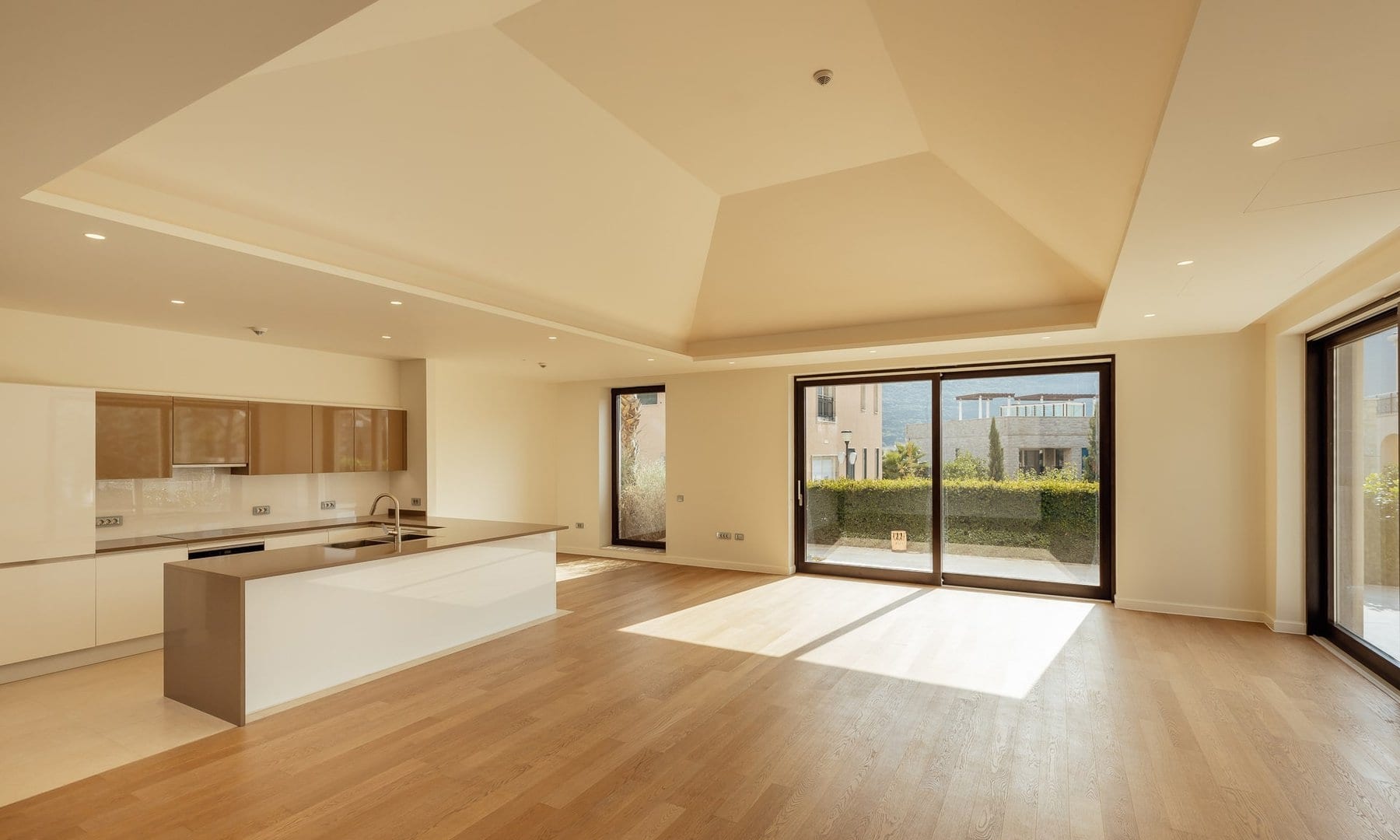 Three-Bedroom Villa with Rooftop Jacuzzi at Portonovi