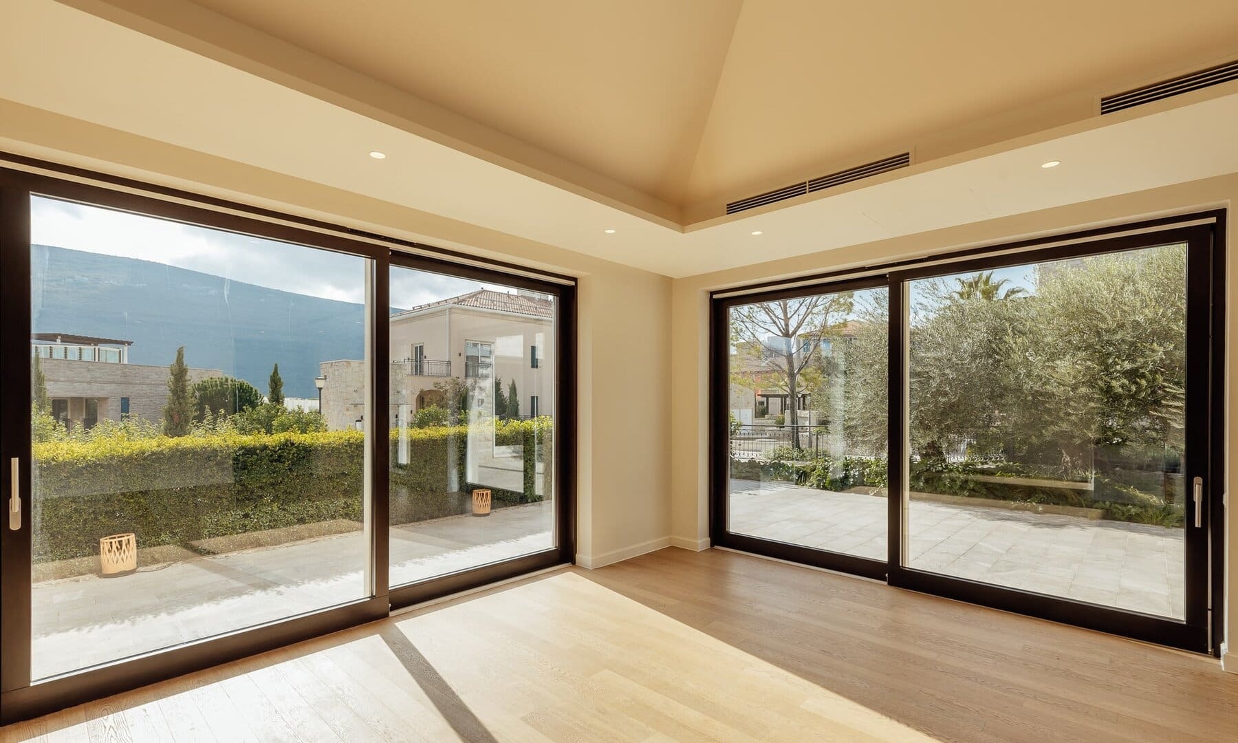 Three-Bedroom Villa with Rooftop Jacuzzi at Portonovi