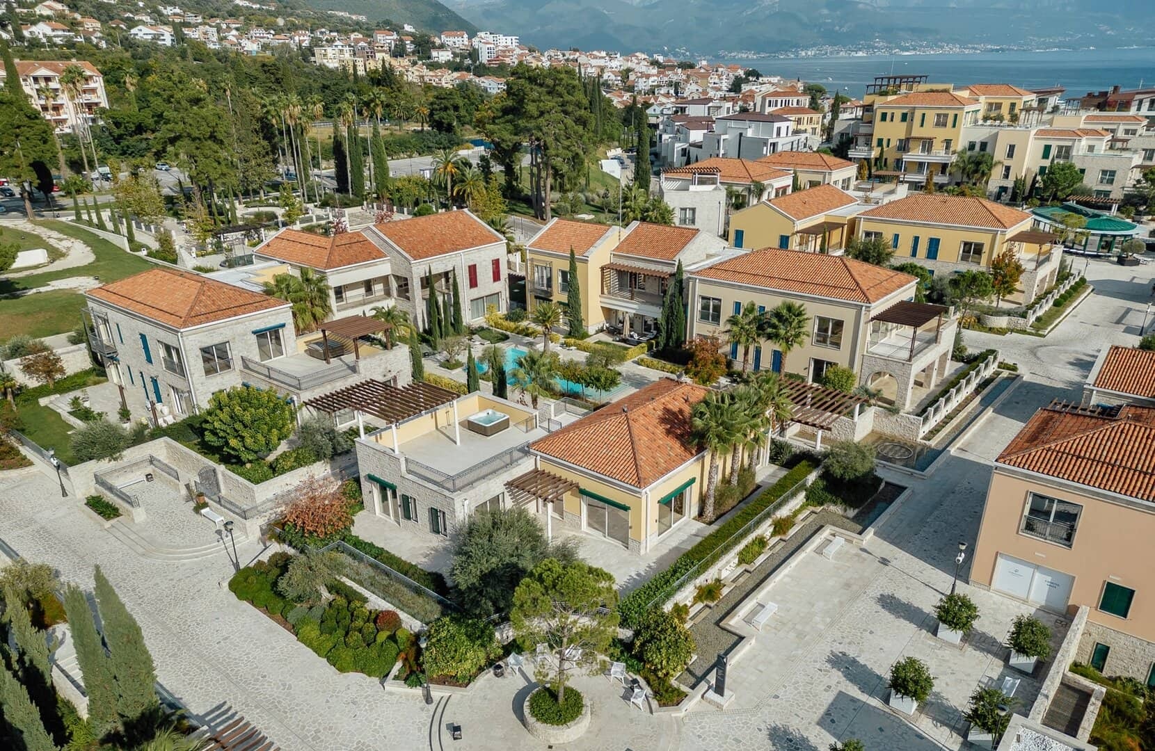 Three-Bedroom Villa with Rooftop Jacuzzi at Portonovi