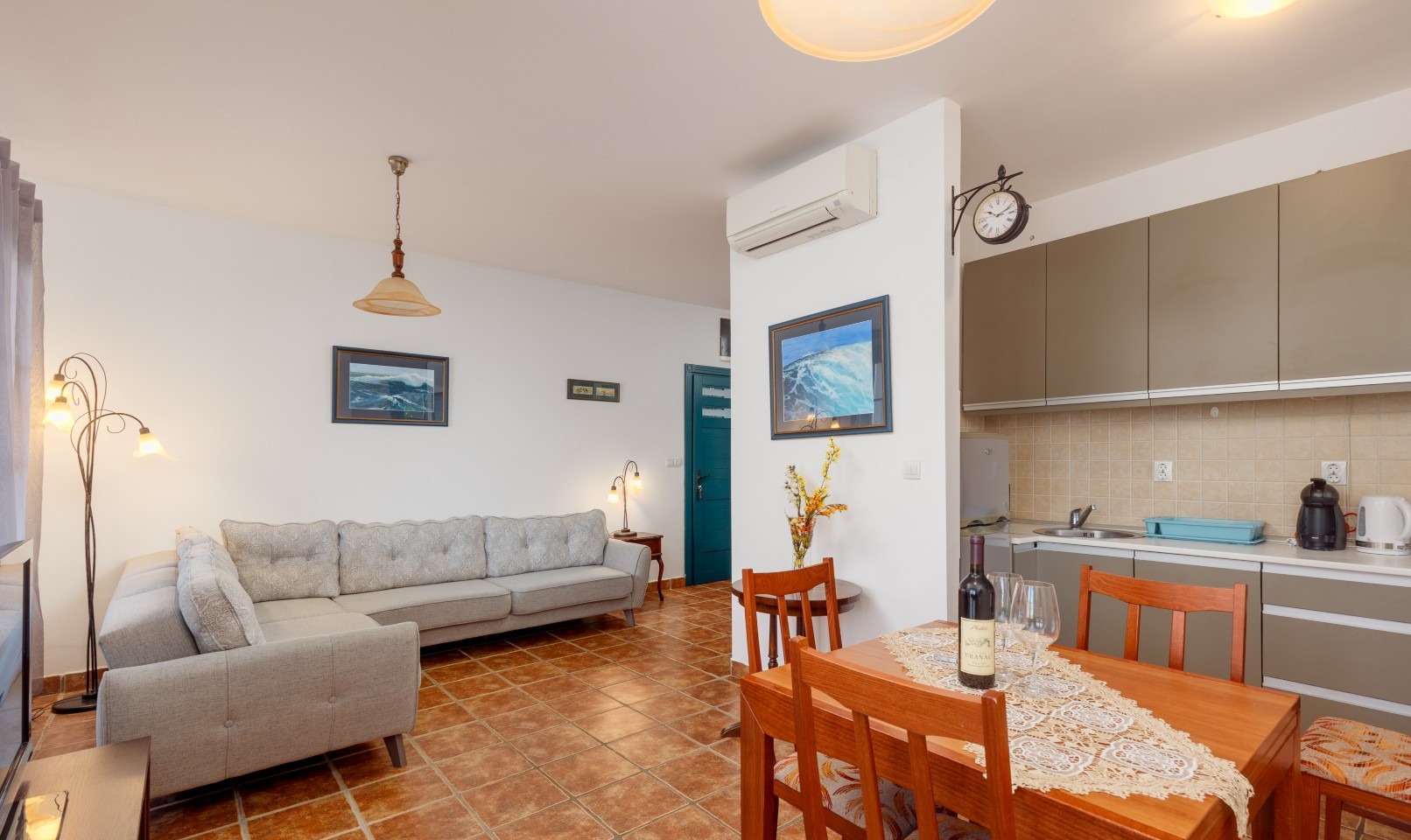 Two-Bedroom Furnished Apartment in Kostanjica, Kotor Bay