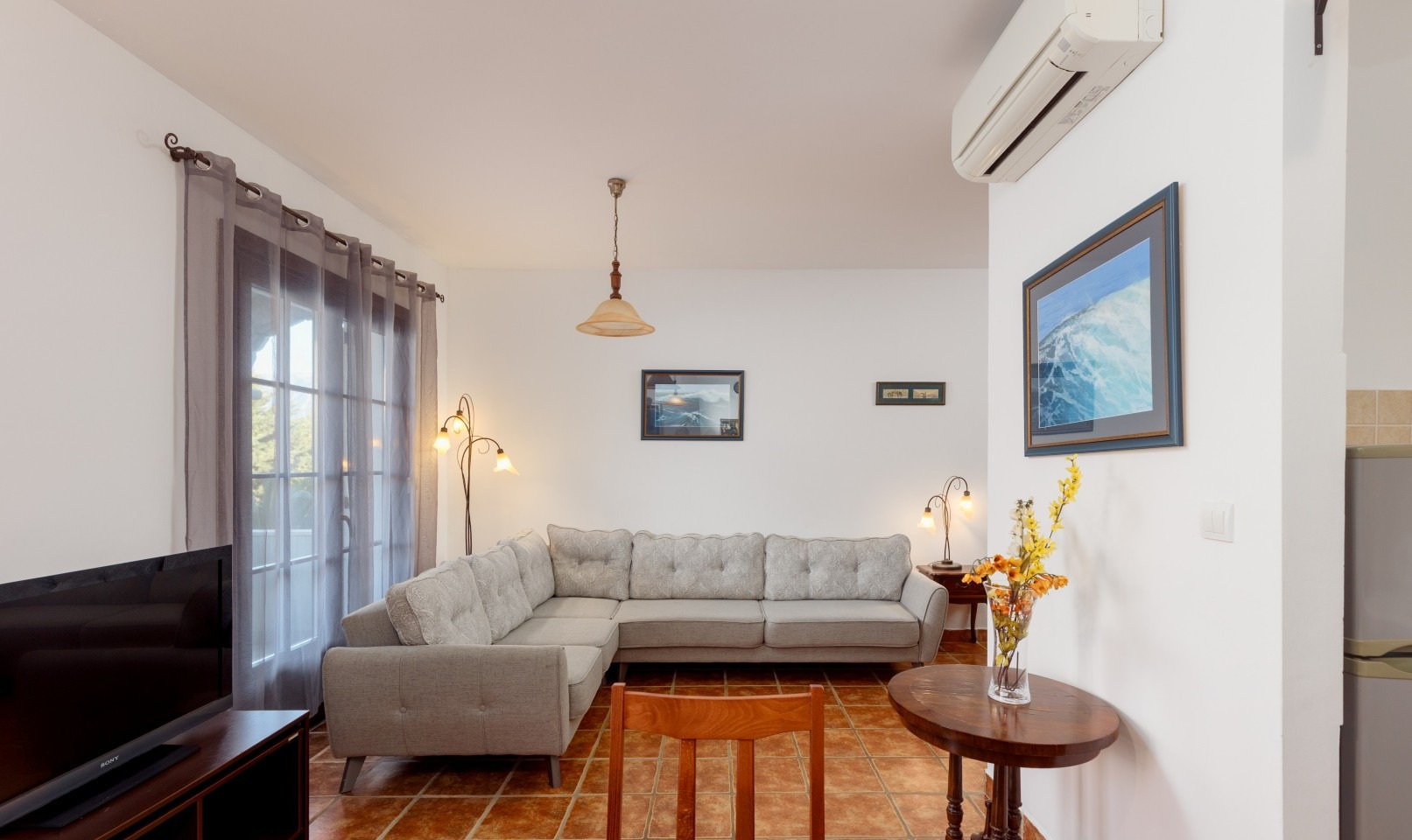 Two-Bedroom Furnished Apartment in Kostanjica, Kotor Bay