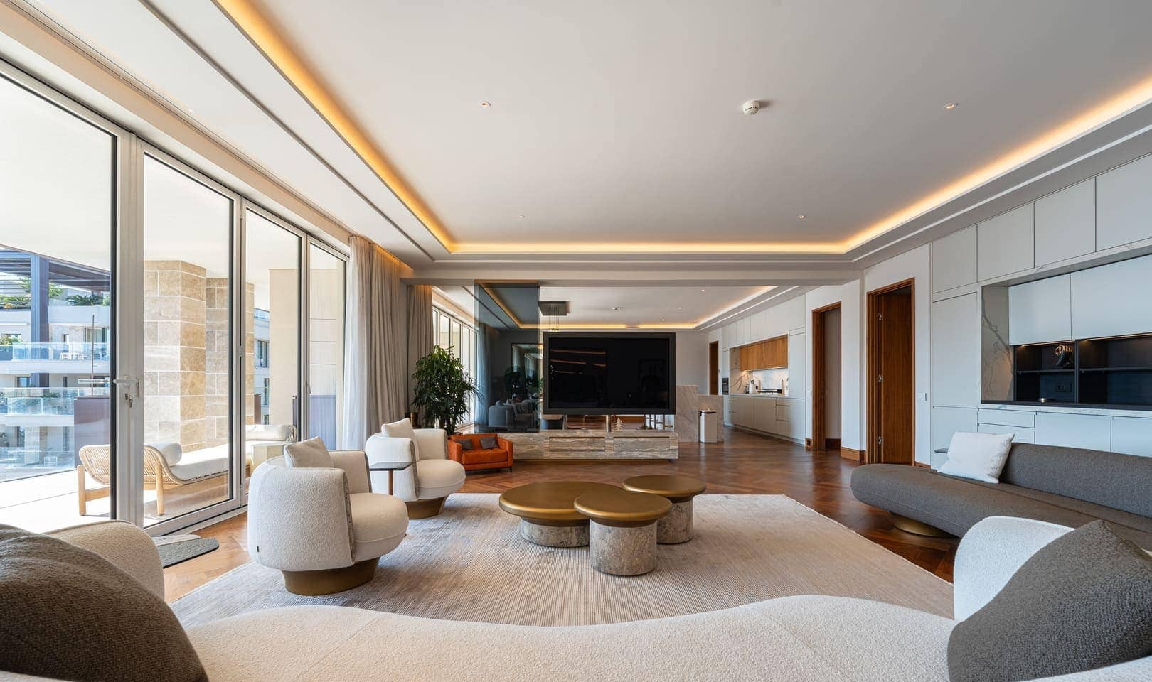 Four-Bedroom Residence in Elena, Porto Montenegro