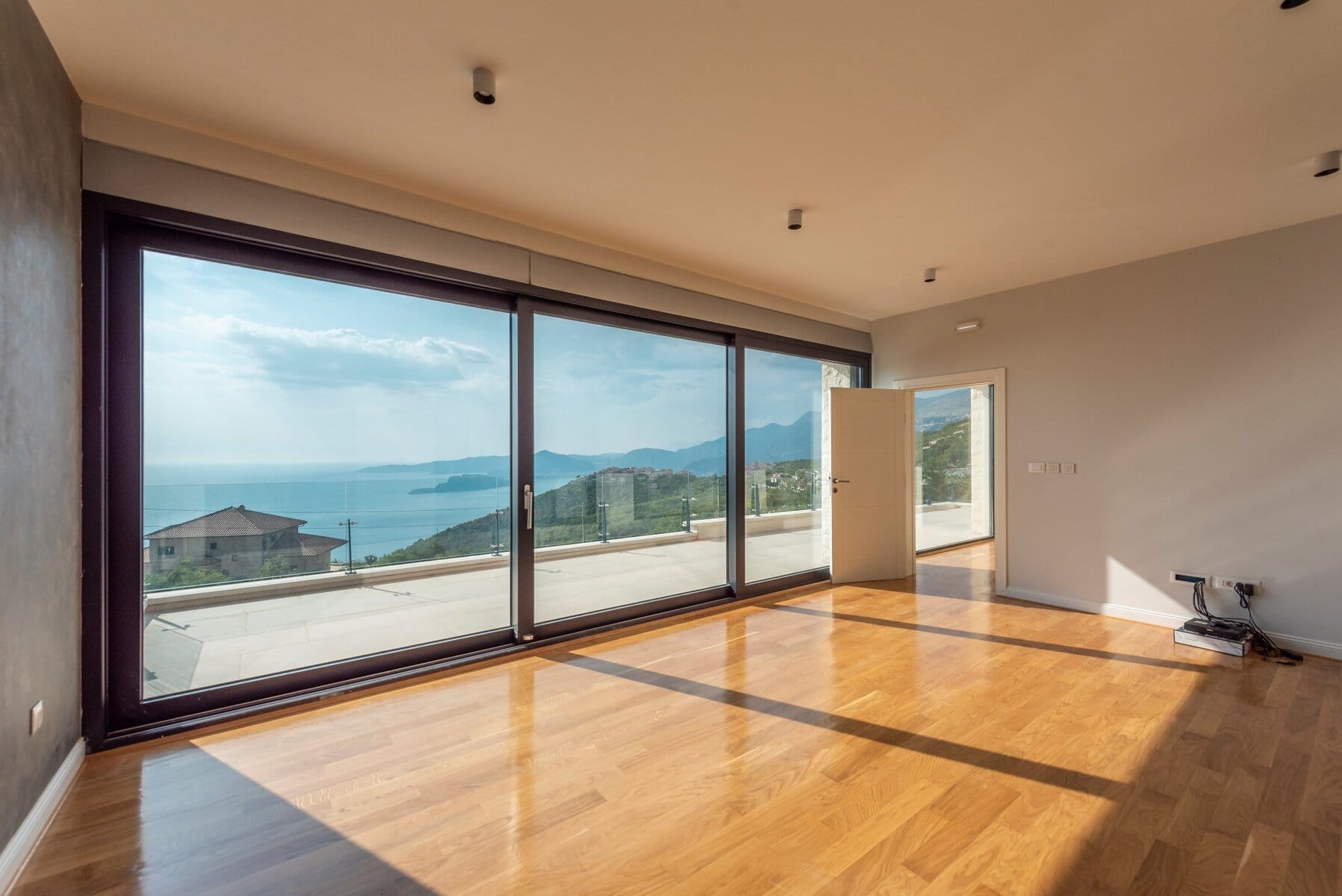 Three-Bedroom Villa in Tudorovići, Budva Riviera