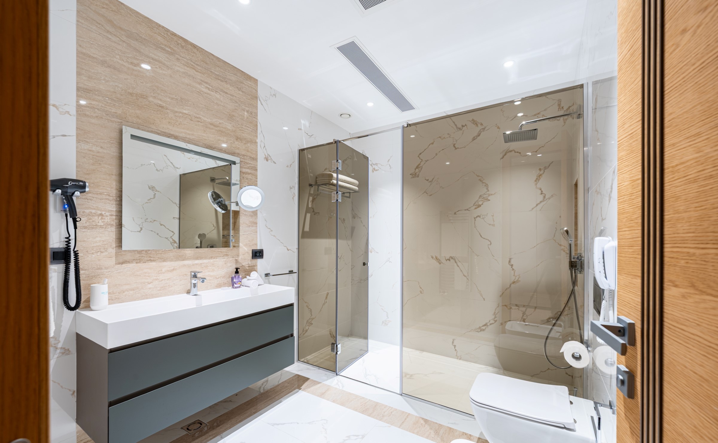 Five-Bedroom Resort Residence in Đuraševići, Tivat