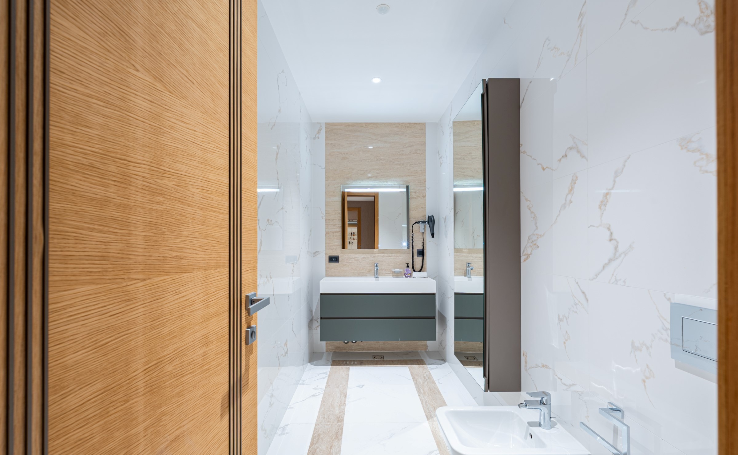 Five-Bedroom Resort Residence in Đuraševići, Tivat