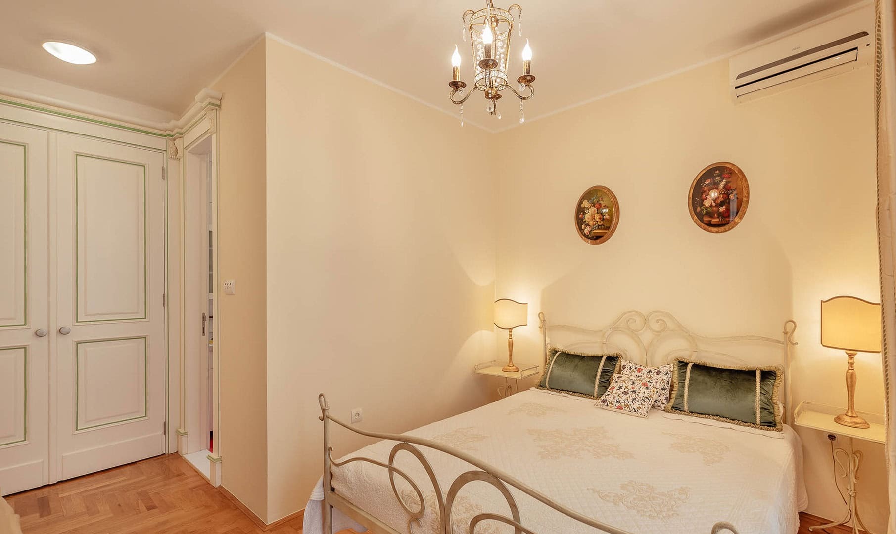 Two-Bedroom Bay-View Apartment in Muo, Kotor