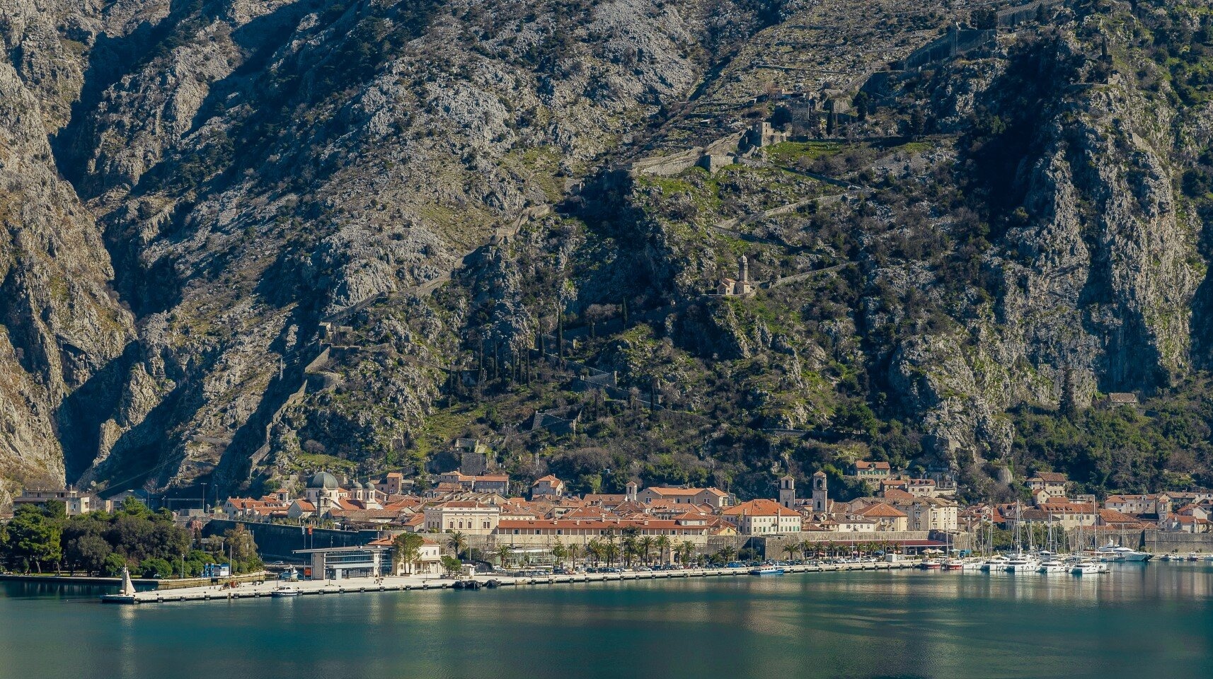 Two-Bedroom Bay-View Apartment in Muo, Kotor