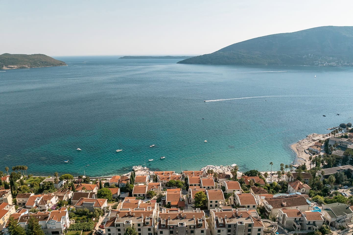 Six-Bedroom Duplex in Savina, Herceg Novi