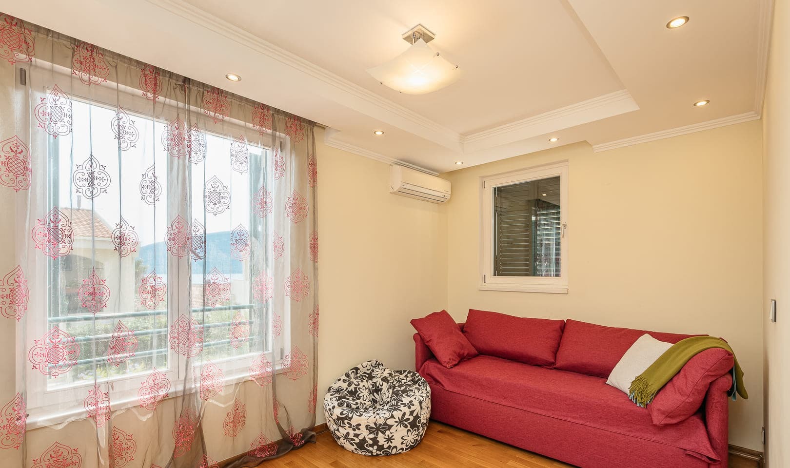 Six-Bedroom Duplex in Savina, Herceg Novi