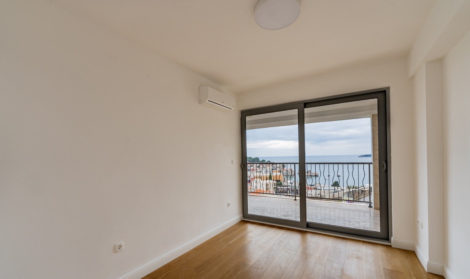 Three-Bedroom Penthouse in Pržno, Budva Riviera