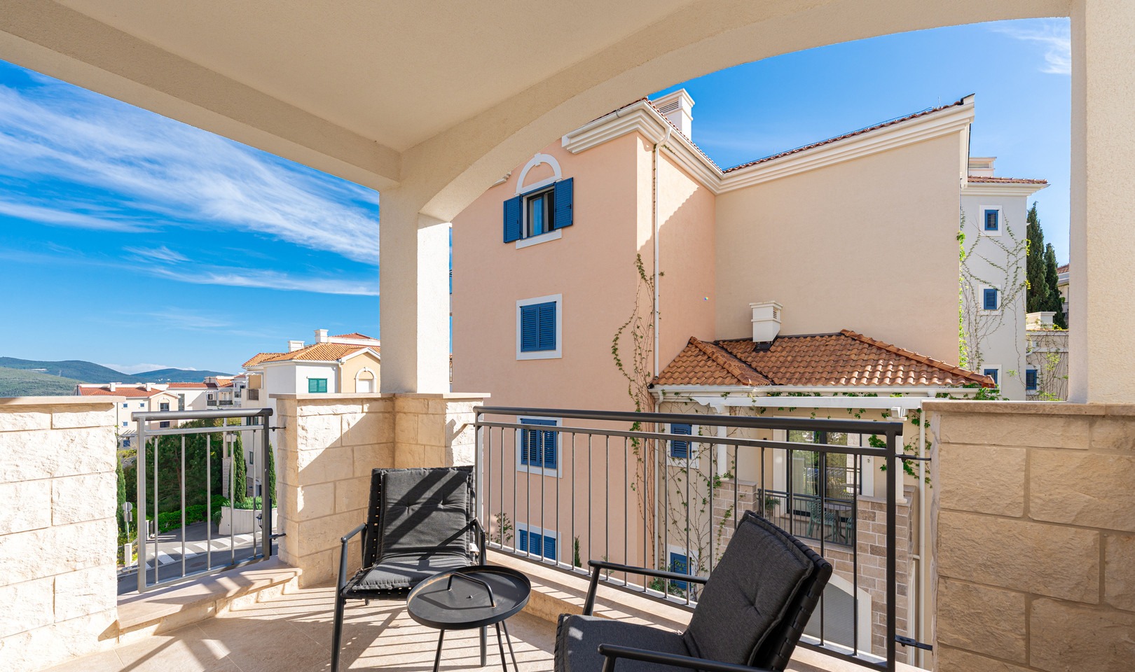Two-Bedroom Residence in Centrale, Luštica Bay