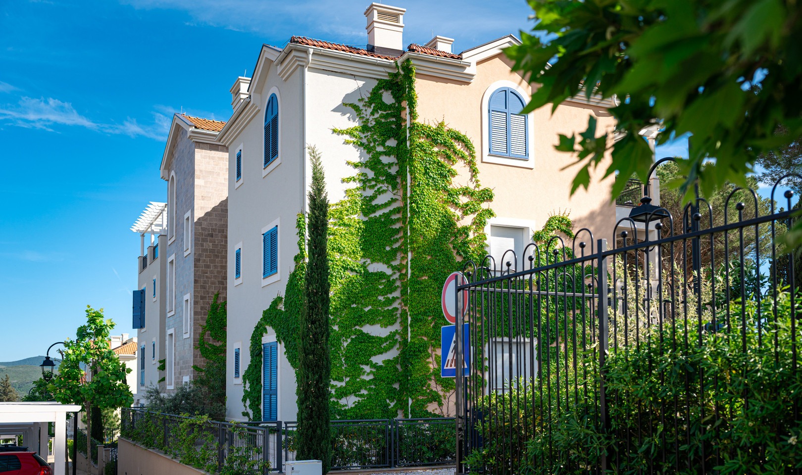Two-Bedroom Residence in Centrale, Luštica Bay