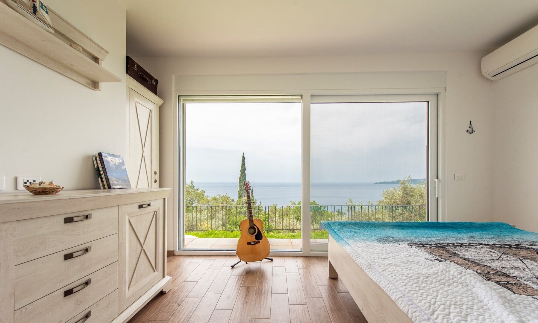 Eight-Bedroom Villa with Pool in Reževići, Budva Riviera
