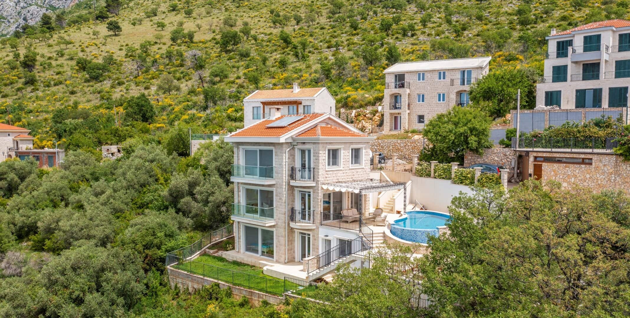 Eight-Bedroom Villa with Pool in Reževići, Budva Riviera