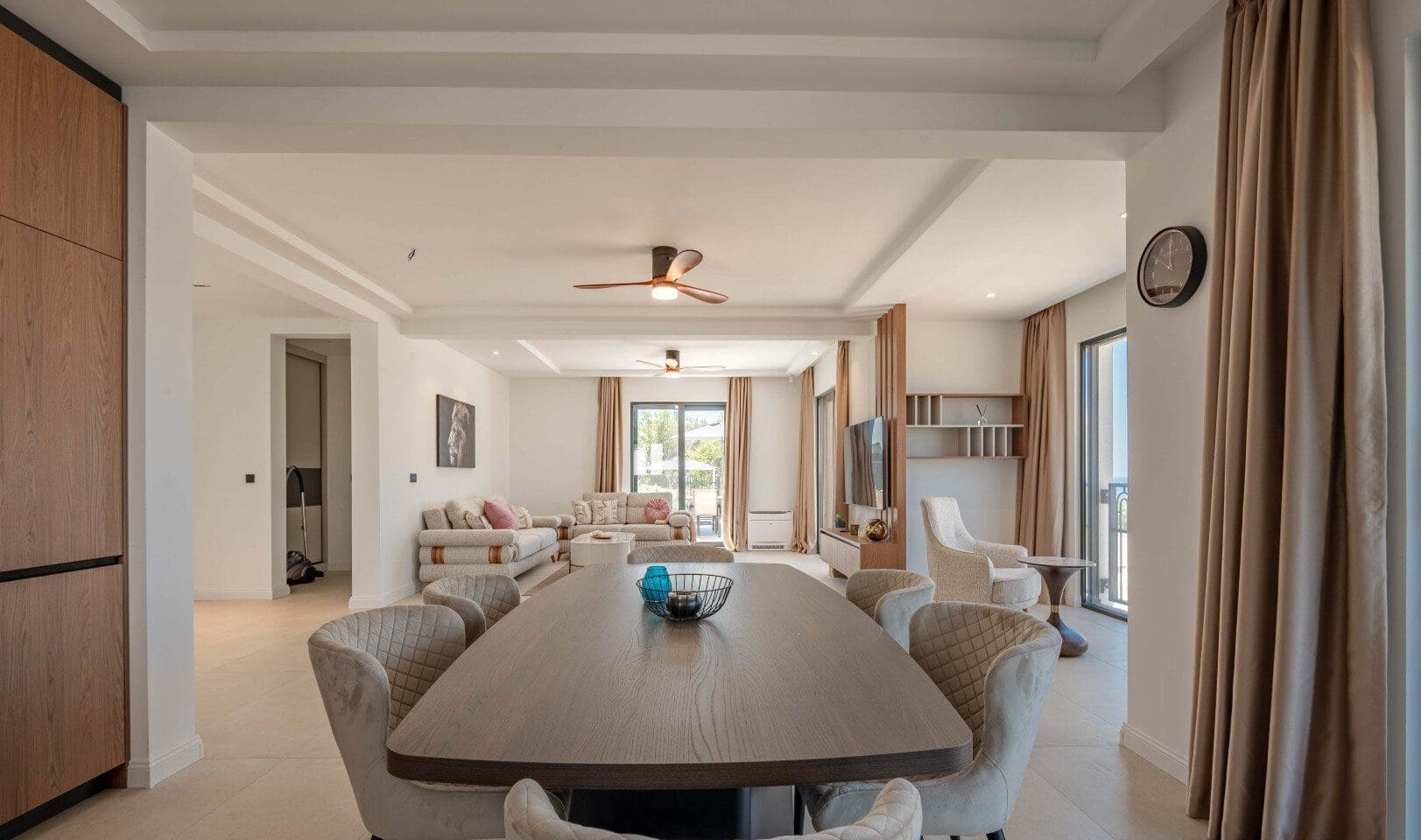 Five-Bedroom Villa with Pool in Reževići, Budva Riviera