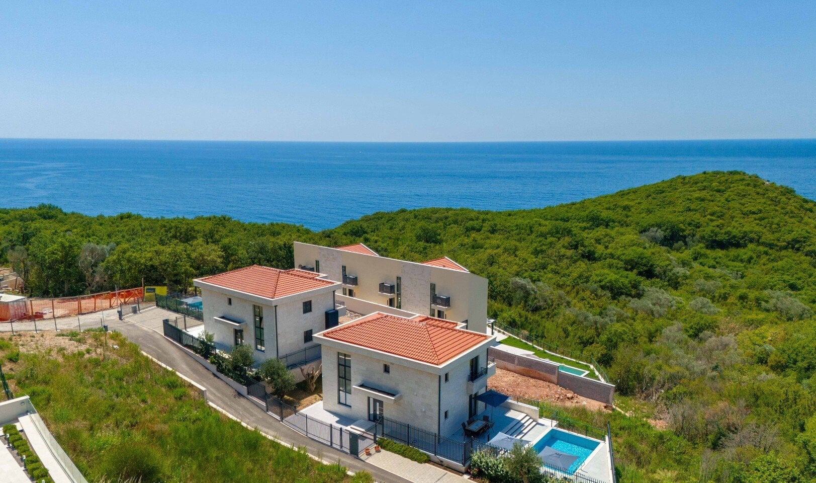 Five-Bedroom Villa with Pool in Reževići, Budva Riviera
