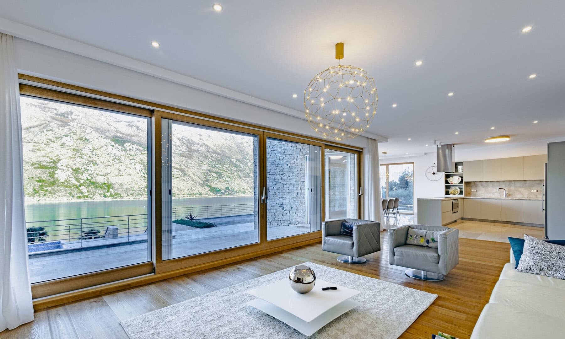 Four-Bedroom Villa with Pool in Stoliv, Kotor Bay
