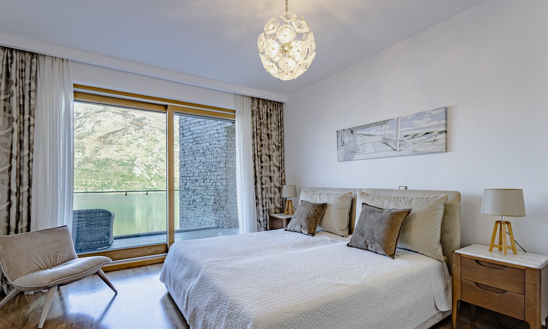 Four-Bedroom Villa with Pool in Stoliv, Kotor Bay