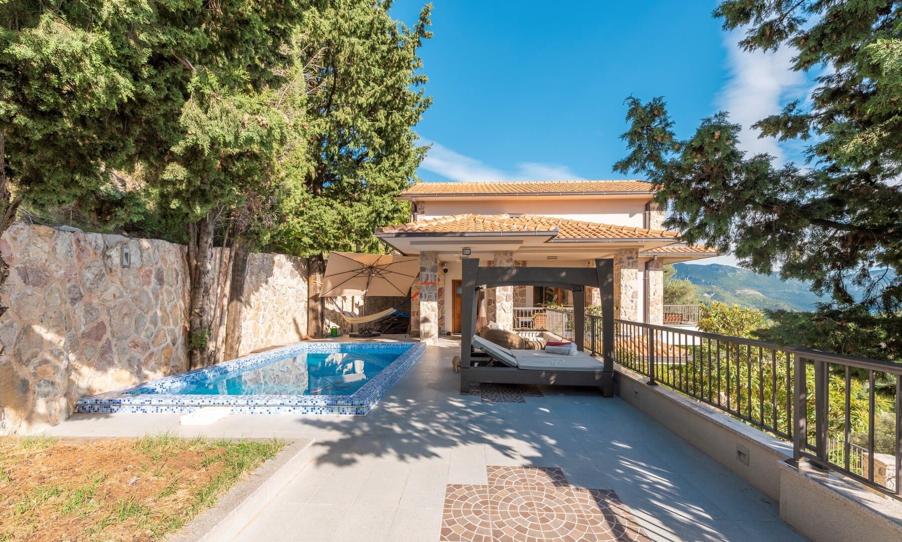 Seven-Bedroom Stone Villa in Markovići, Budva