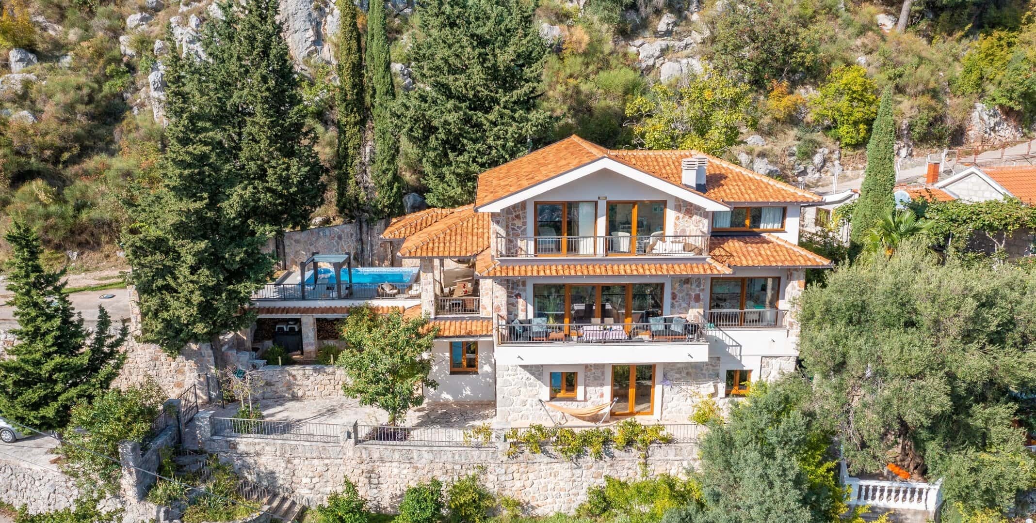 Seven-Bedroom Stone Villa in Markovići, Budva
