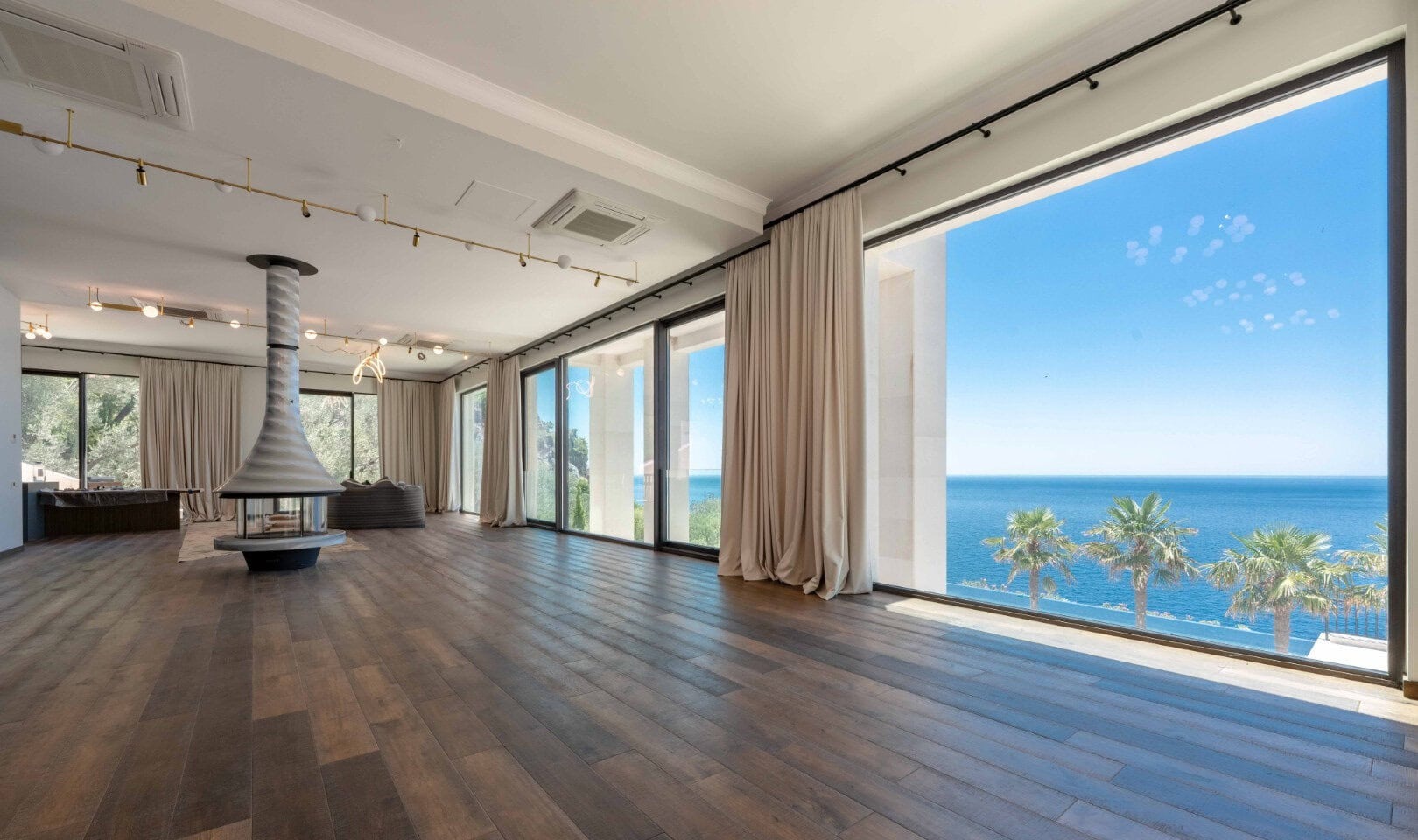 Six-Bedroom Designer Villa in Skočiđevojka, Budva Riviera