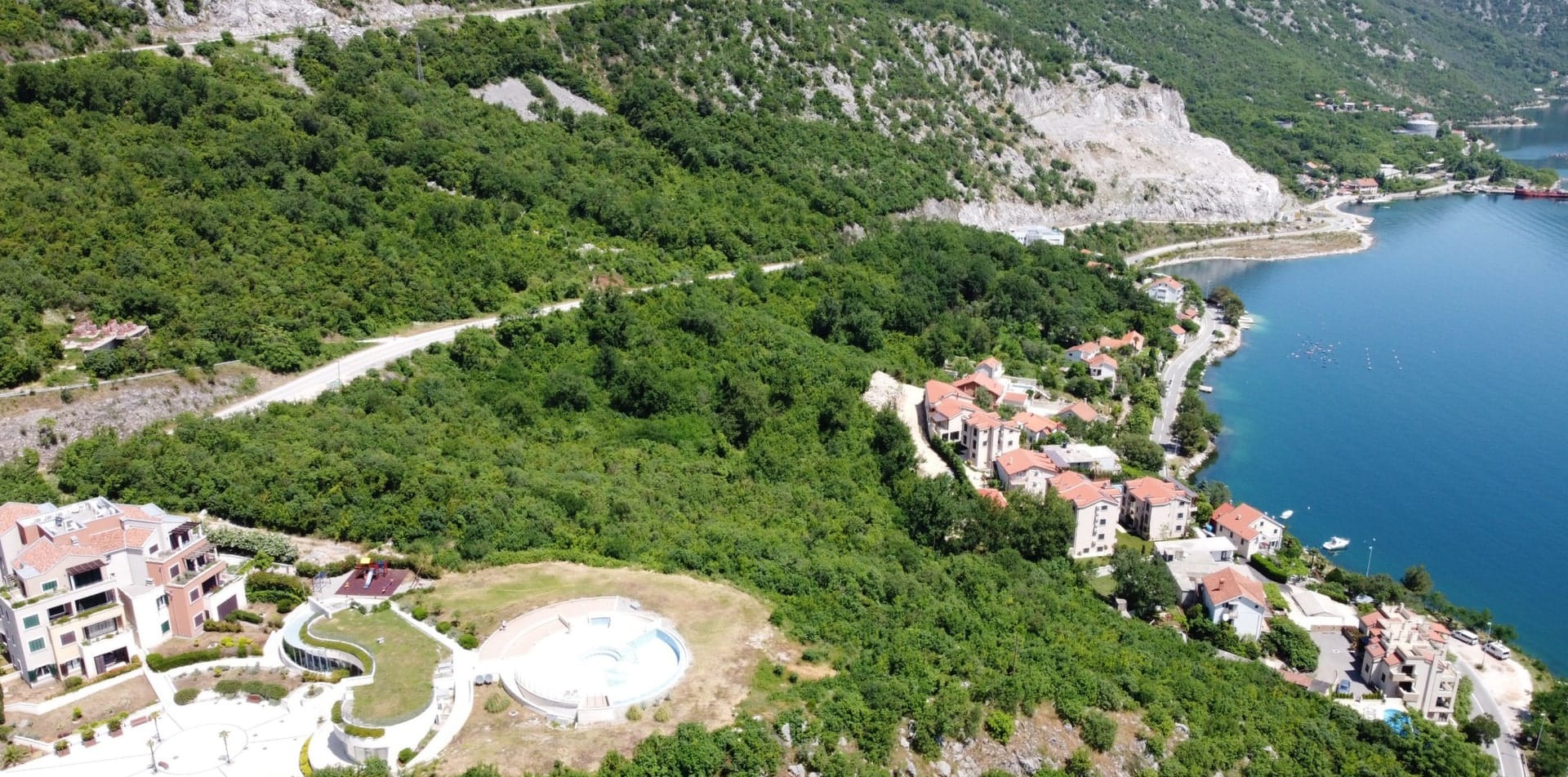 Development Land with Hotel and Residential Project in Morinj